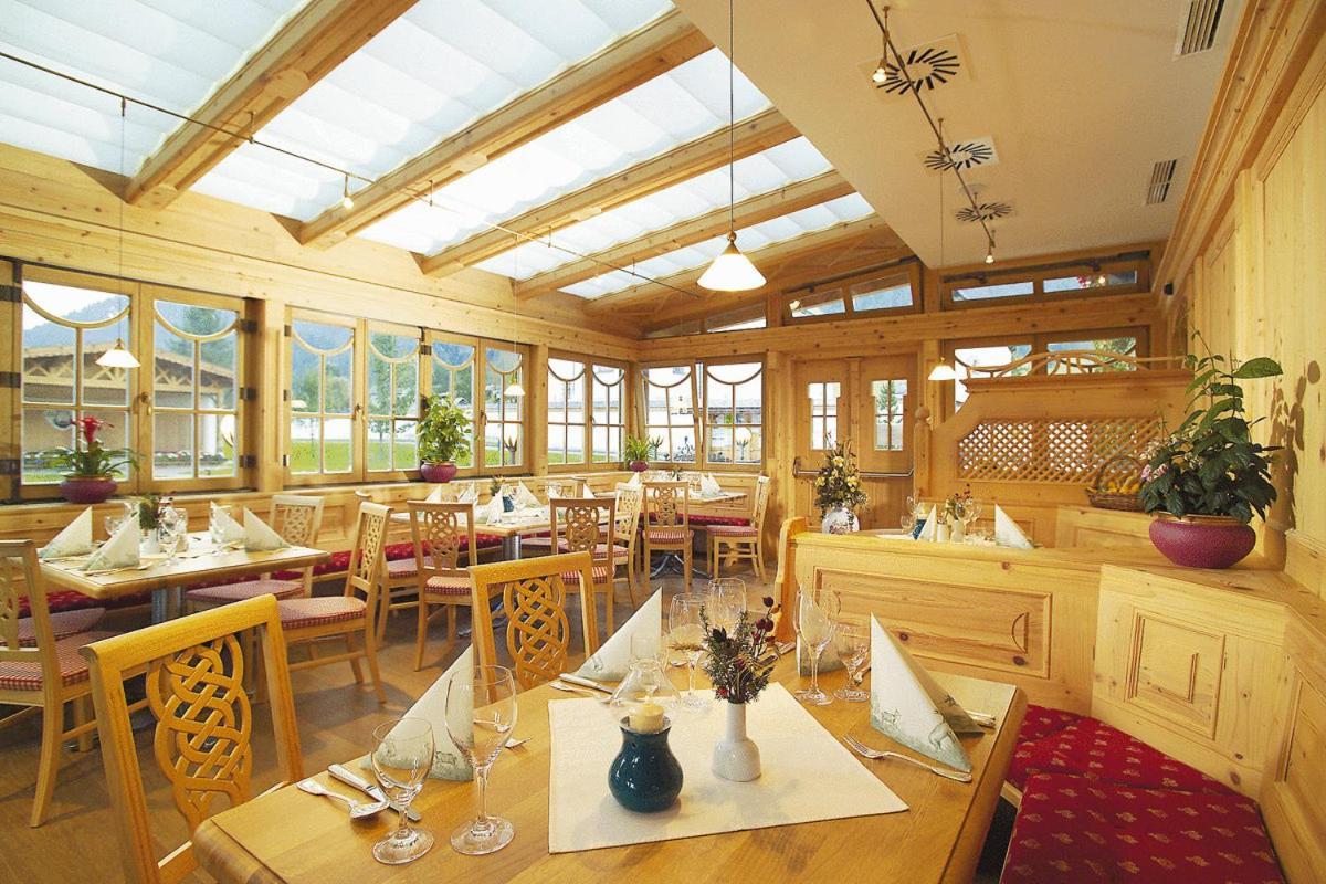 Hotel Hubertus Mit Erlebnislandgasthof Reitherwirt Kitzbühel Zewnętrze zdjęcie